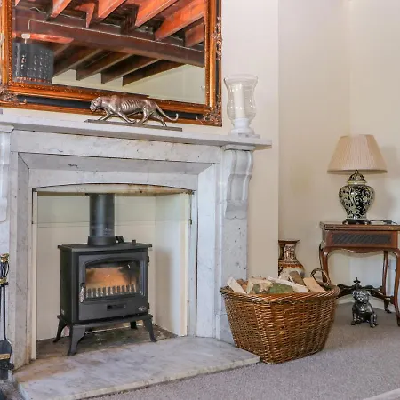 Сasa de vacaciones Tuft House