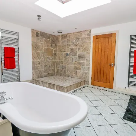 Сasa de vacaciones Tuft House *