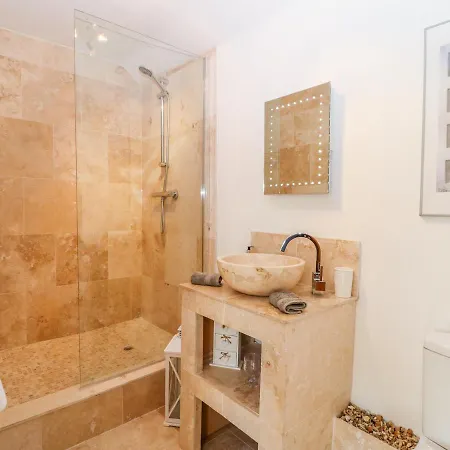 Holiday home Tuft House York