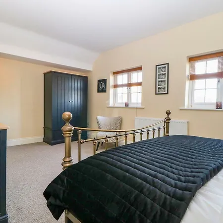 Holiday home Tuft House York