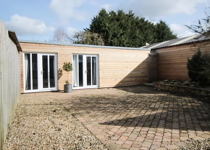 Tuft House Holiday home *