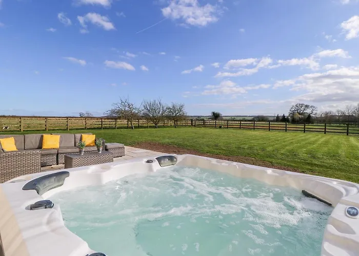 Holiday home Tuft House