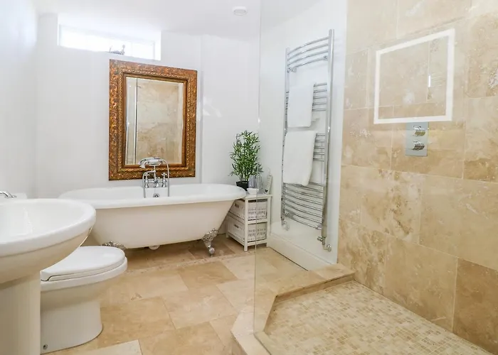 Tuft House Holiday home York